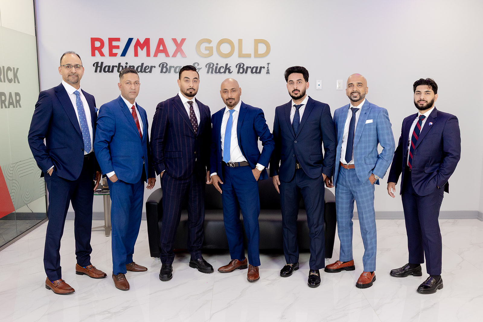 RE/MAX GOLD real estate team photo